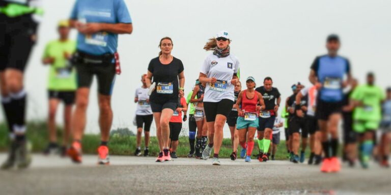 Le temps moyen du marathon est devenu plus rapide, mais le 5K moyen a ralenti, dit l'étude



