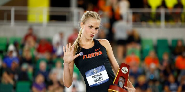 Parker Valby remporte le prix Bowerman



