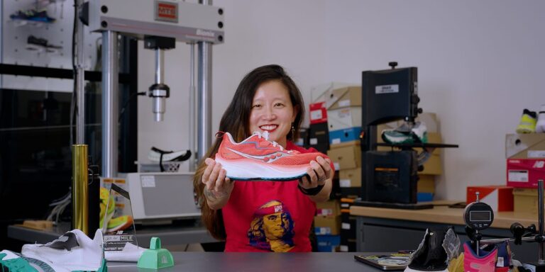 Trouvez une stabilité subtile avec un super rebond en mousse dans la sauce tempus 2



