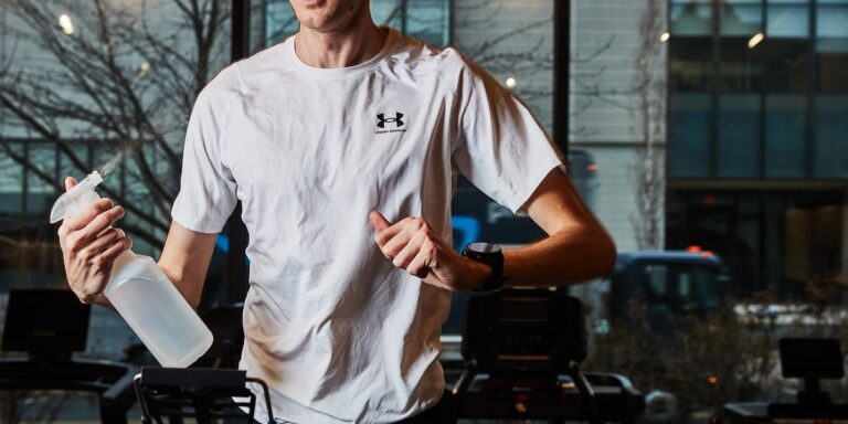 Mon hack de magasin à un dollar pour rendre le tapis roulant en cours d'exécution



