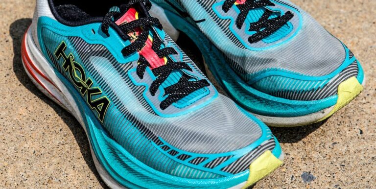 Hoka Cielo X1 2.0 est un coureur rapide. Voici pourquoi



