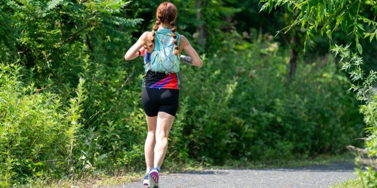 Les experts expliquent pourquoi la gestion de la même route ennuyeuse est en fait le secret d'une race plus forte



