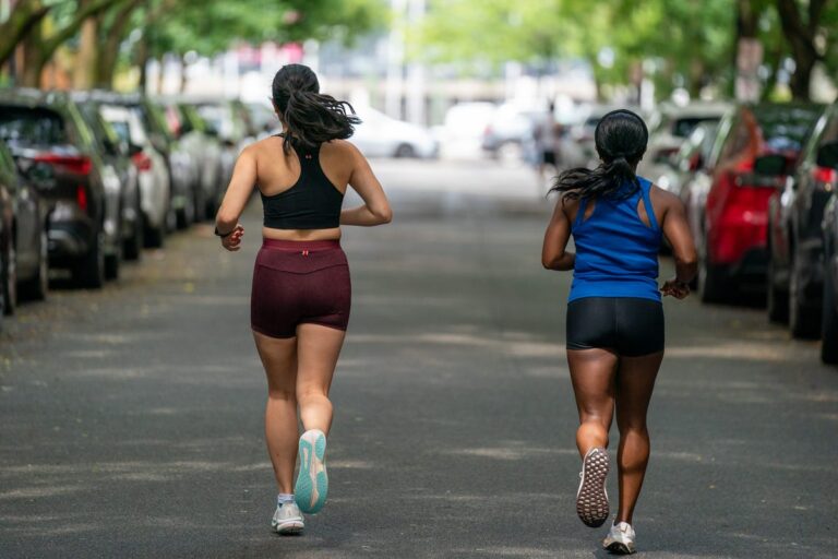 Comment garder une bonne forme en cours d'exécution sur vos longues courses lentes



