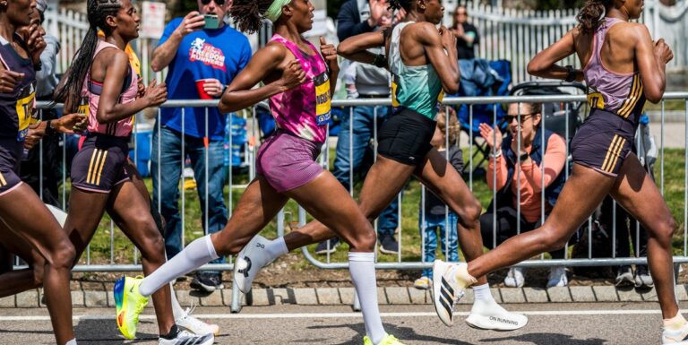 Les coureurs d'élite se démarquent pour des mécanismes efficaces. La science montre comment imiter leur forme



