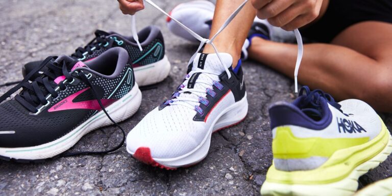 Voici combien de paires de chaussures de course dont vous avez vraiment besoin dans votre rotation



