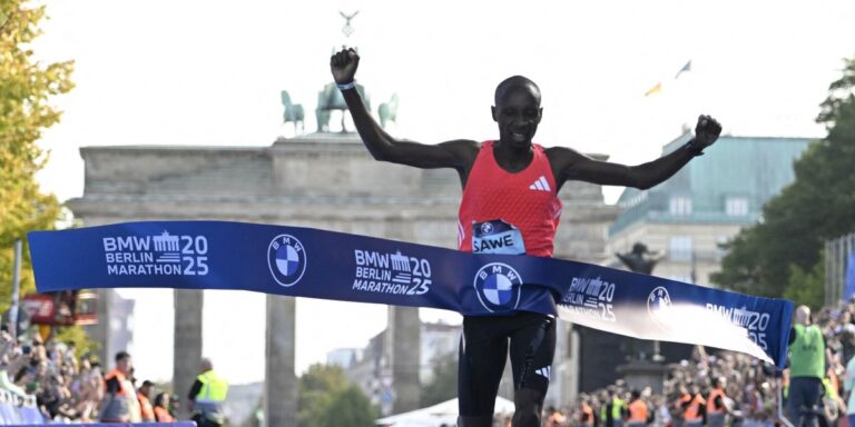 Pas de record du monde pour Sabastian Sawe, mais il remporte toujours le marathon de Berlin 2025



