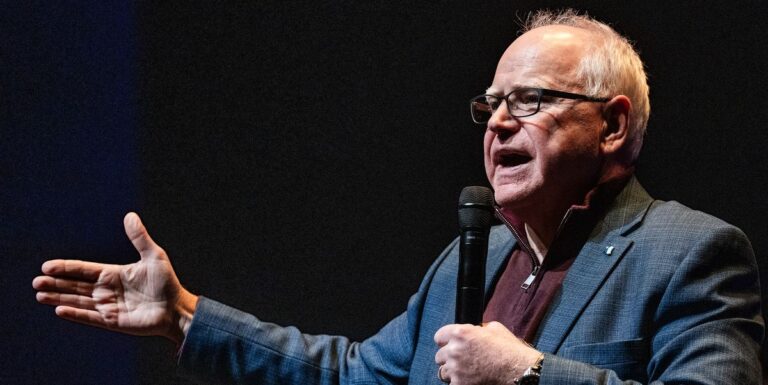 Tim Walz dispose d'une course de 10 milles au marathon des villes jumelles



