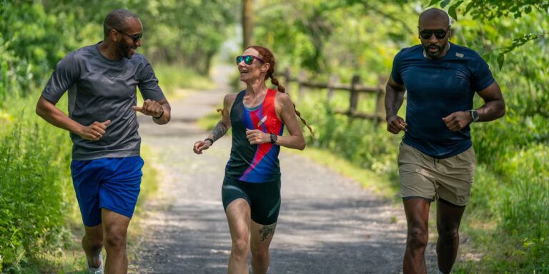 Faites un retour en force avec ce plan d'entraînement de retour à la course à pied en 9 étapes




