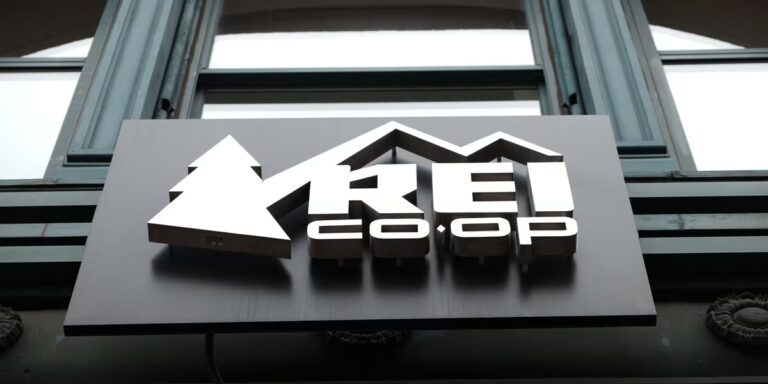 La vente d'anniversaire REI propose de nombreuses offres en cours testées par les éditeurs de Brooks, On et plus encore
