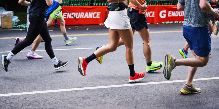 5 raisons courantes pour lesquelles les coureurs visitent la tente médicale
