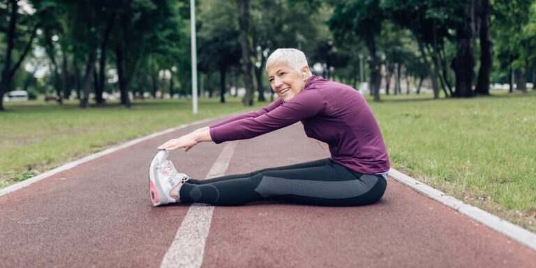 Comment les étirements de récupération et d'échauffement vous permettent de courir fort
