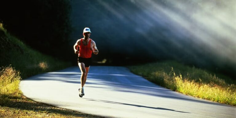 Courir par temps chaud : comment courir dans des conditions chaudes et humides
