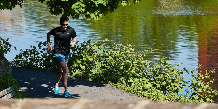 Entraînement marathon de 3 jours par semaine : entraînements clés dont vous avez besoin
