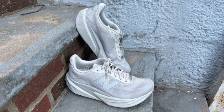 Examen du New Balance FuelCell Rebel v5 : entraîneur quotidien fiable
