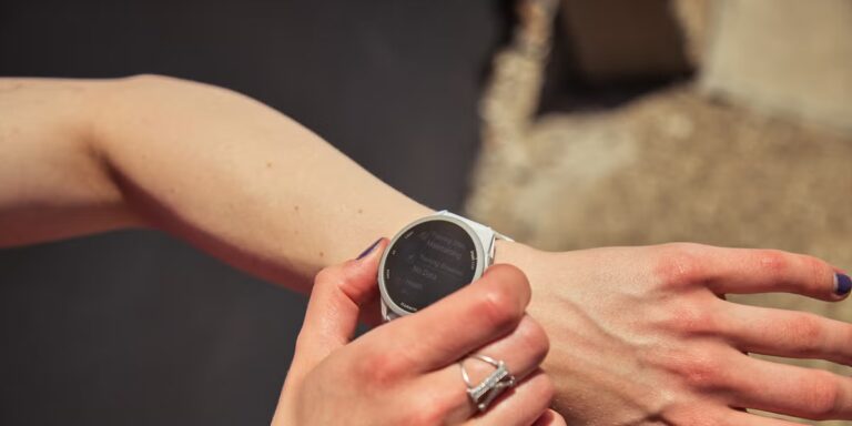Garmin Forerunner 170 Music Review : tout sur les métriques, la musique et le design
