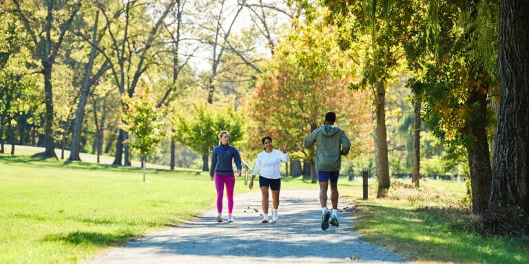 Miles faciles ou entraînements rapides : les entraîneurs expliquent comment trouver le bon équilibre
