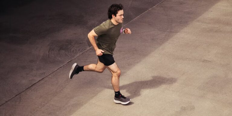 Test de Saucony Cohesion 18 : une chaussure de course à 70 $ pour les débutants
