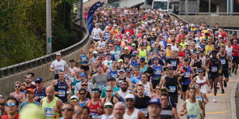 Comment éviter de sortir trop vite lors d'une course : conseils des entraîneurs
