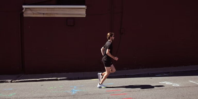 Distance minimale de course longue pour l'entraînement au marathon
