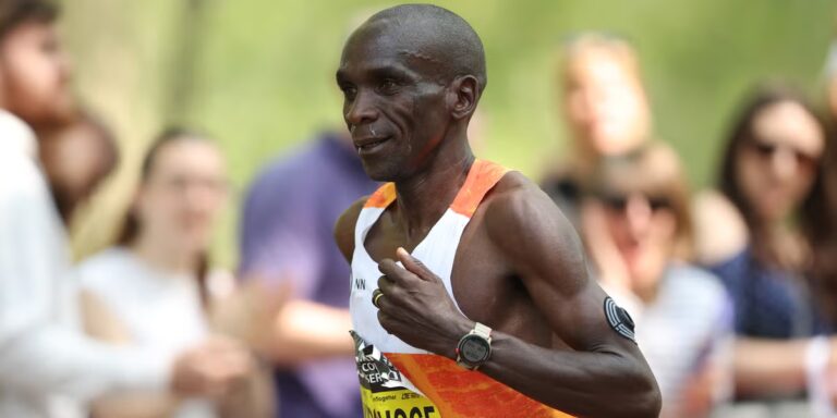 Eliud Kipchoge termine 12ème au marathon de Porto Alegre
