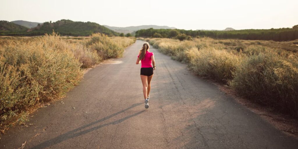 Courir dans la quarantaine : 7 conseils pour rester fort et sans blessure
