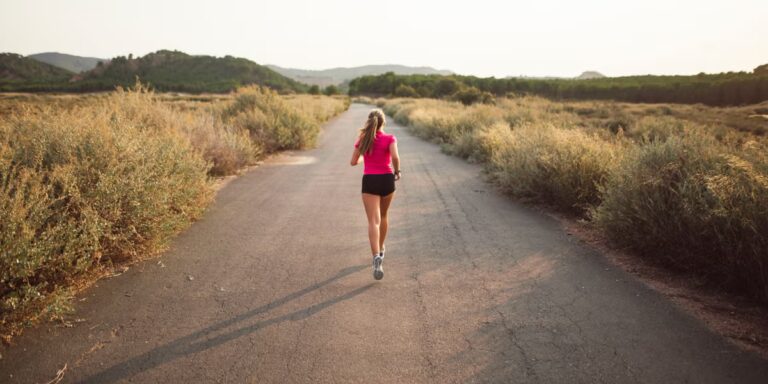 Courir dans la quarantaine : 7 conseils pour rester fort et sans blessure

