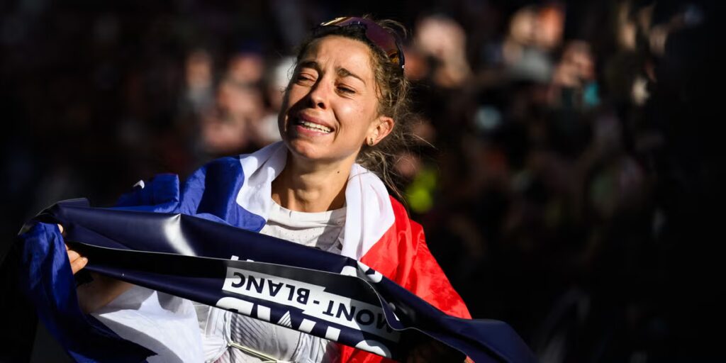 Le docteur en obstétrique-gynécologie Blandine L'Hirondel remporte la course féminine de l'UTMB 2026