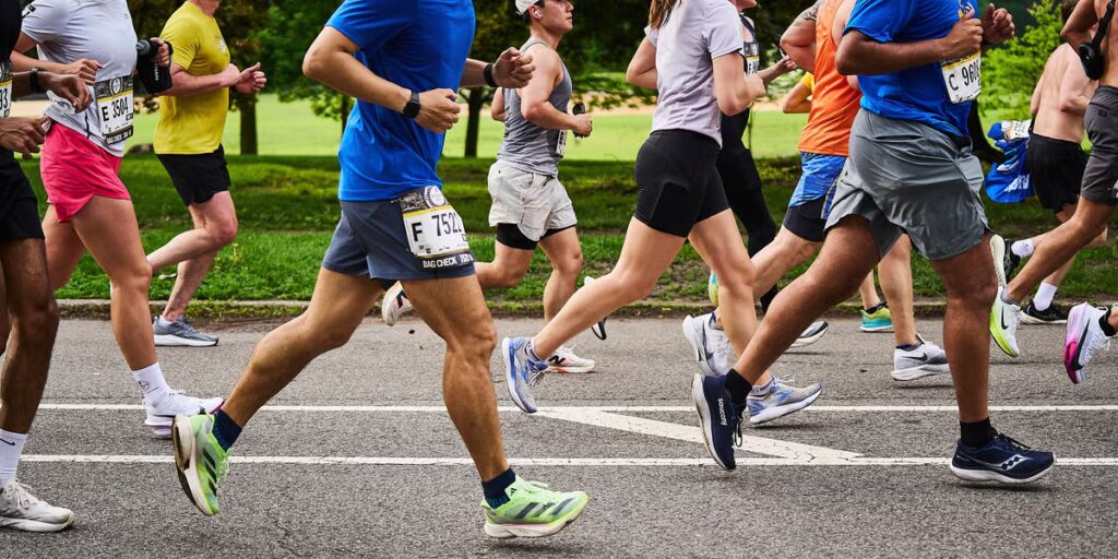 Les entraîneurs de course expliquent comment ils dépenseraient 300 $ pour devenir de meilleurs coureurs