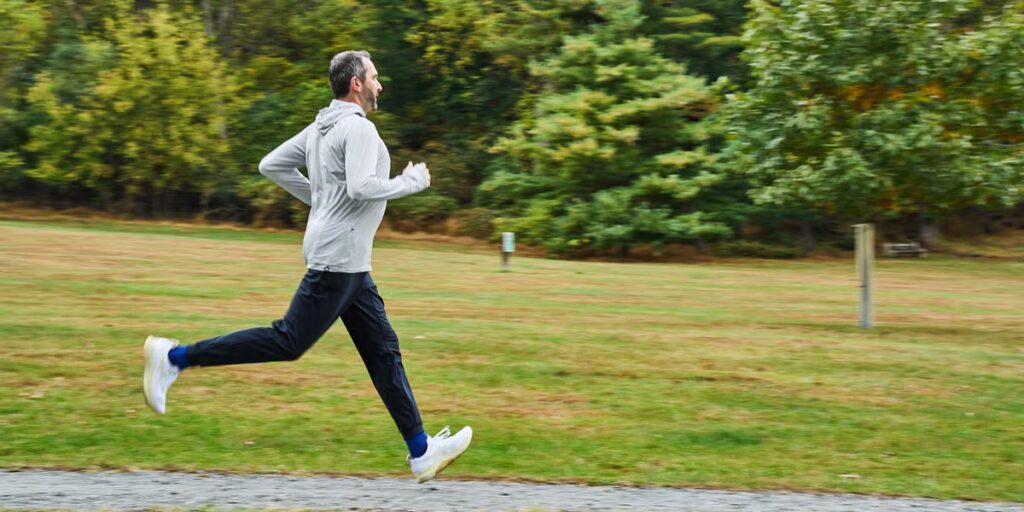 Revenir à la course à pied à 50 ans et plus : suivez ces 6 conseils pour un retour en force