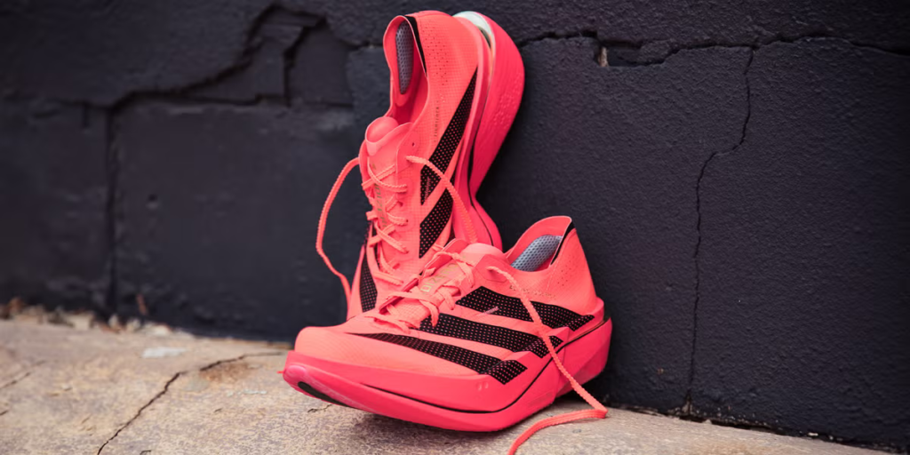 Adidas Adizero Adios Pro 5 testé et révisé — Avis sur les chaussures de course plaquées carbone