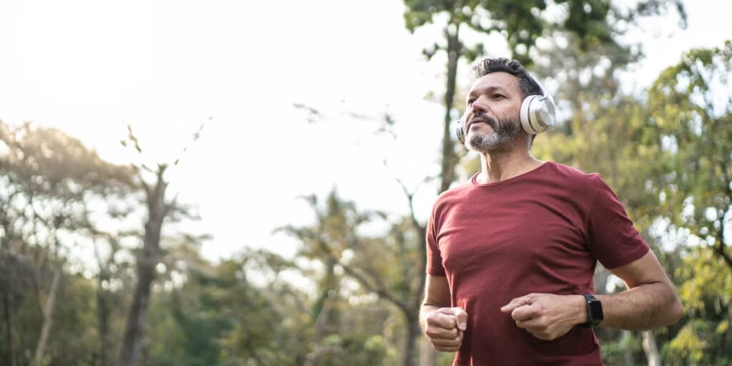Améliorer le VO2 Max après 50 ans : comment devenir plus rapide en vieillissant