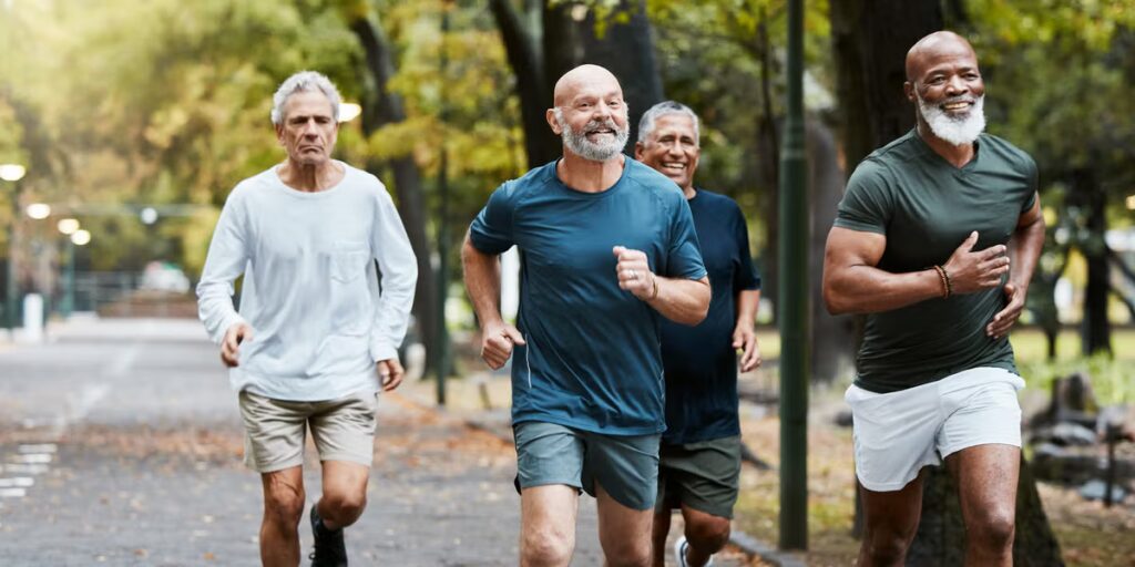 Comment les coureurs de plus de 50 ans peuvent s'entraîner plus intelligemment et mieux récupérer
