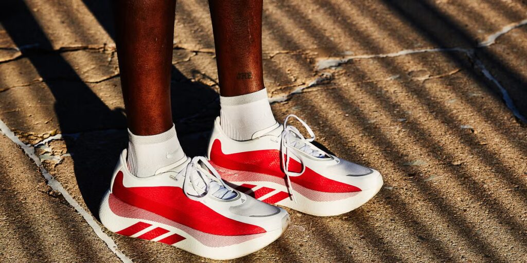 Examen de la chaussure de course Adidas Hyperboost Edge