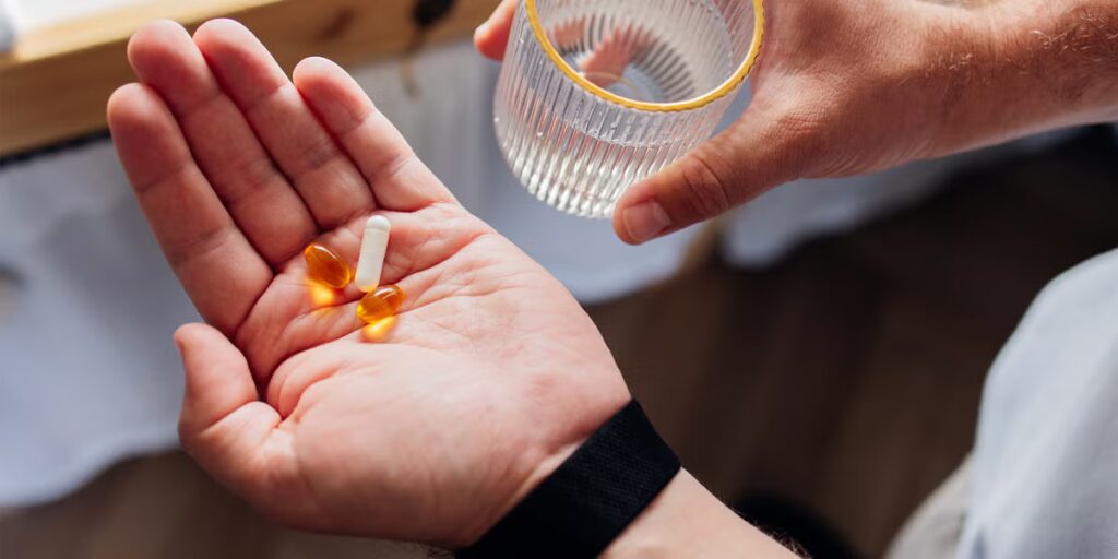 Guide Runner's World sur la nutrition et le ravitaillement : les suppléments dont vous avez besoin