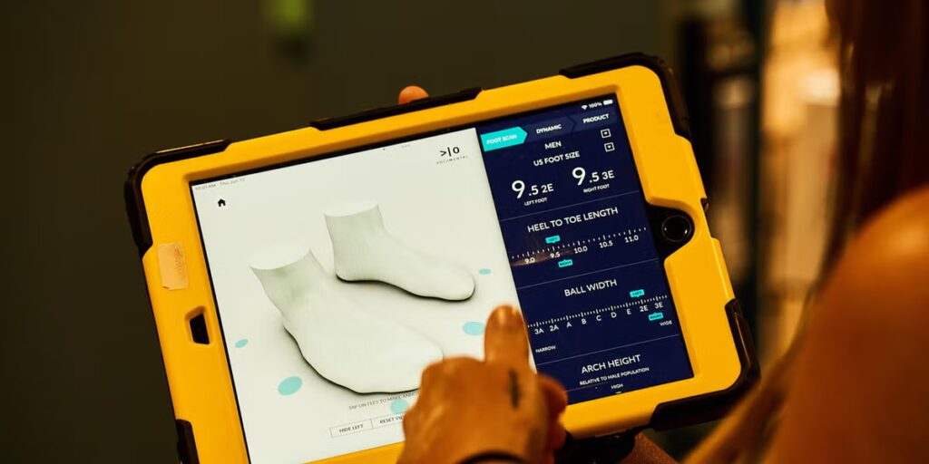 J'ai passé un scanner du pied dans deux magasins de course à pied et tous deux ont recommandé le Brooks Glycerin GTS 23