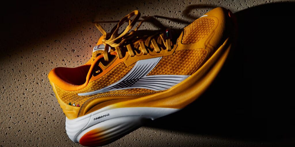 Les chaussures de course Diadora sont le type rare que vous pouvez également porter avec un jean