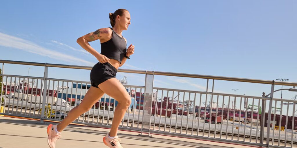 Shelby Houlihan décroche son premier sponsor de chaussures depuis sa suspension
