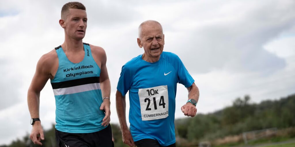 Un homme de 90 ans court le 10 km le plus rapide jamais enregistré pour son âge