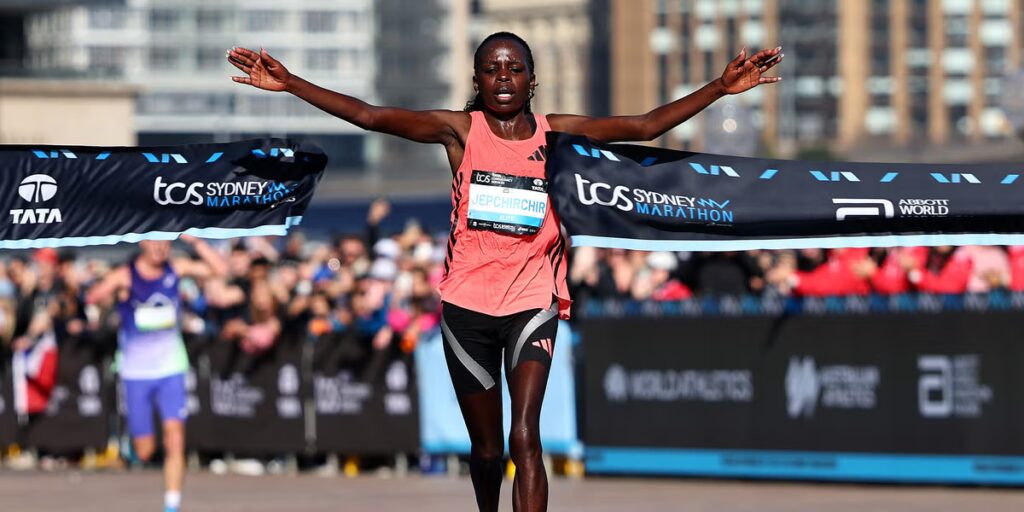 Le marathonien Peres Jepchirchir suspendu provisoirement