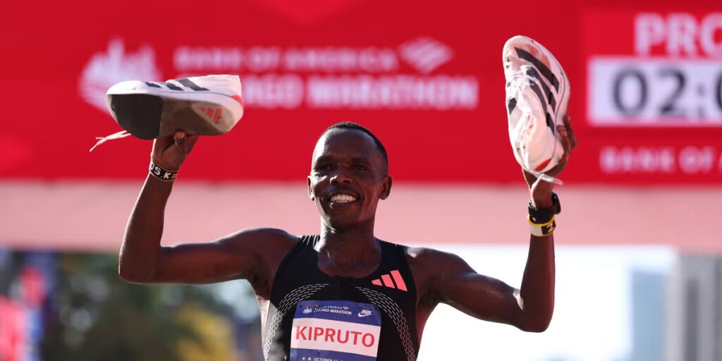 Qu’est-ce qu’une hyper chaussure ? Ce dernier coureur d'Adidas a dominé les podiums du marathon